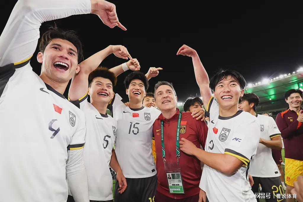 世界杯手机直播-U23国足3-0越南!越南9-8韩国,韩国0-1日本,说明国足很强!