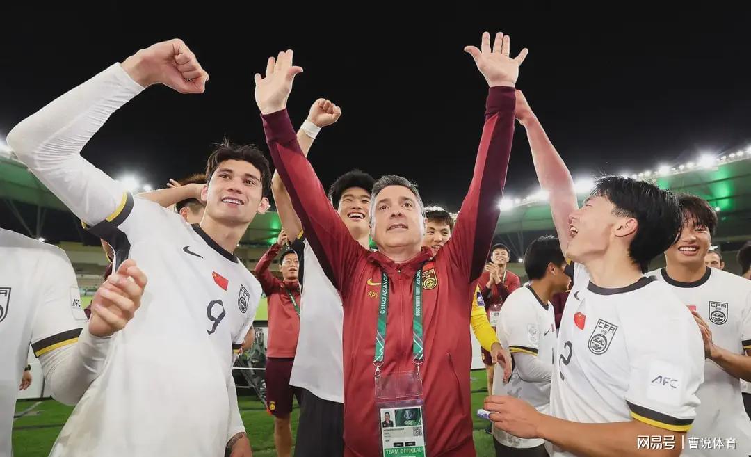 世界杯手机直播-U23国足3-0越南!越南9-8韩国,韩国0-1日本,说明国足很强!