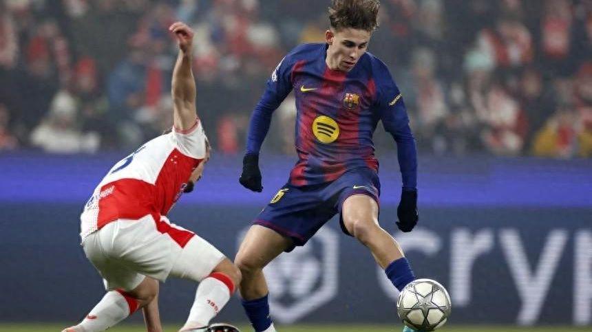 世界杯直播app安装-本赛季已参与20球！20岁中场炸裂崛起，成巴萨新核