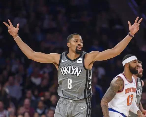 世界杯直播app安装-愿做火箭队第18人？32岁控卫自荐，愿联手申京+KD！底薪就能拿下