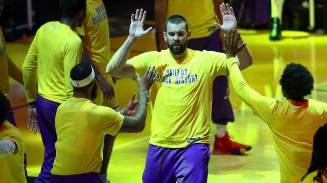 1617531343097091024.jpg 世界杯直播app安装-庄神首战受伤,小加倍感冷落 湖人赔了夫人又折兵